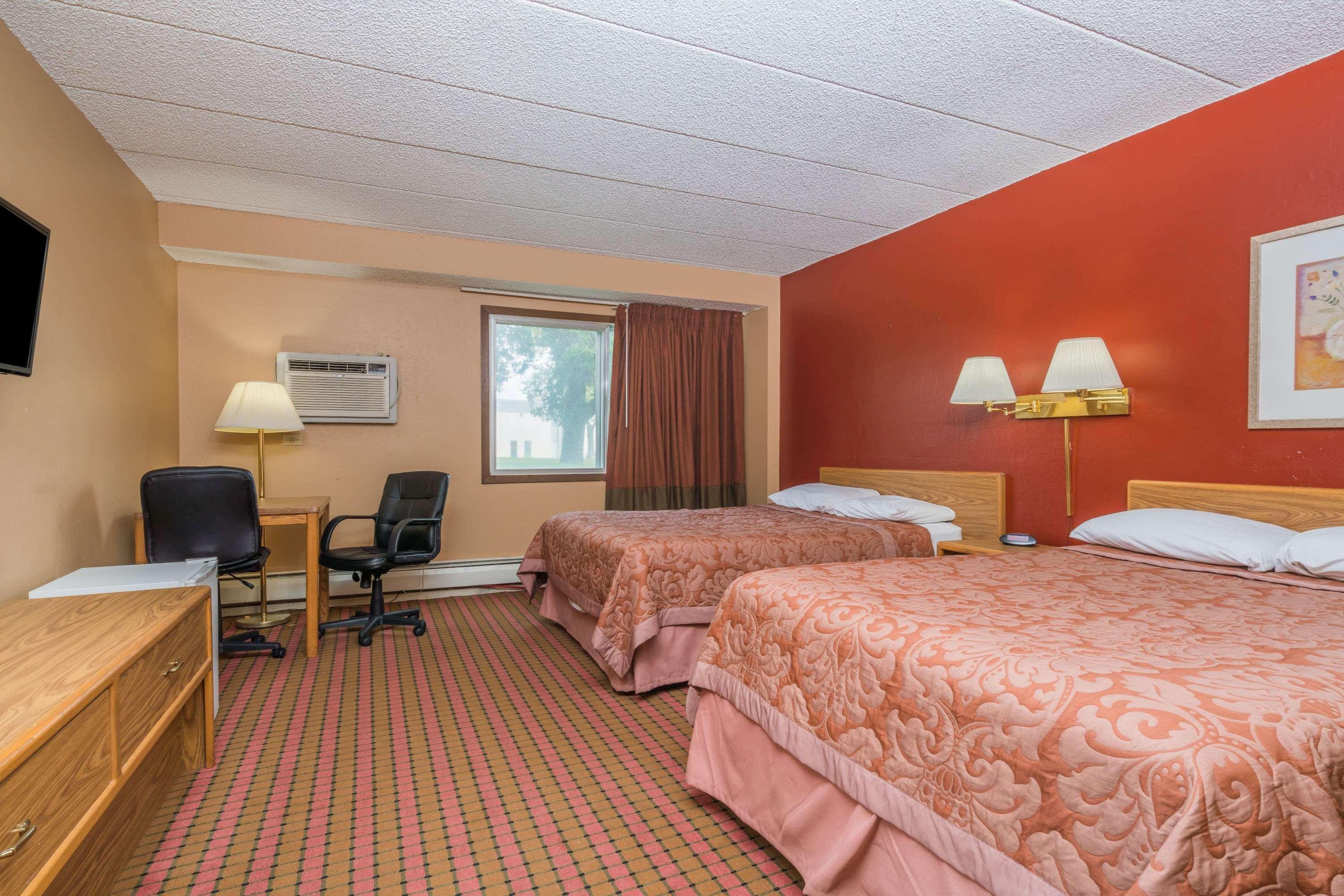 Super 8 By Wyndham Brooklyn Center/Mpls Otel Dış mekan fotoğraf