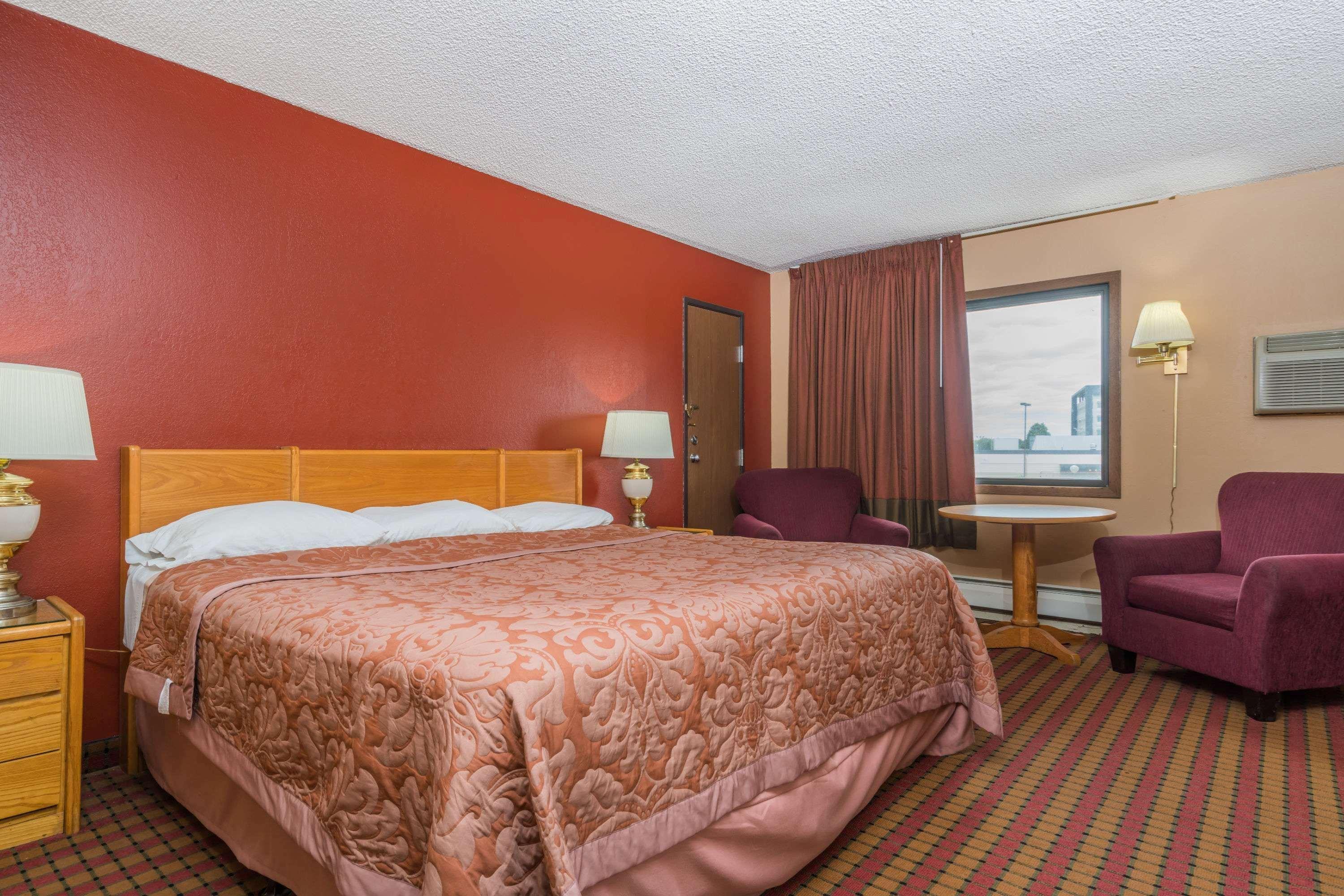 Super 8 By Wyndham Brooklyn Center/Mpls Otel Dış mekan fotoğraf