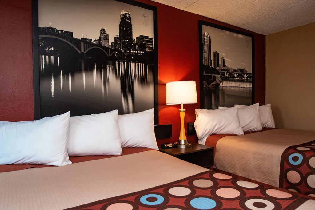 Super 8 By Wyndham Brooklyn Center/Mpls Otel Dış mekan fotoğraf
