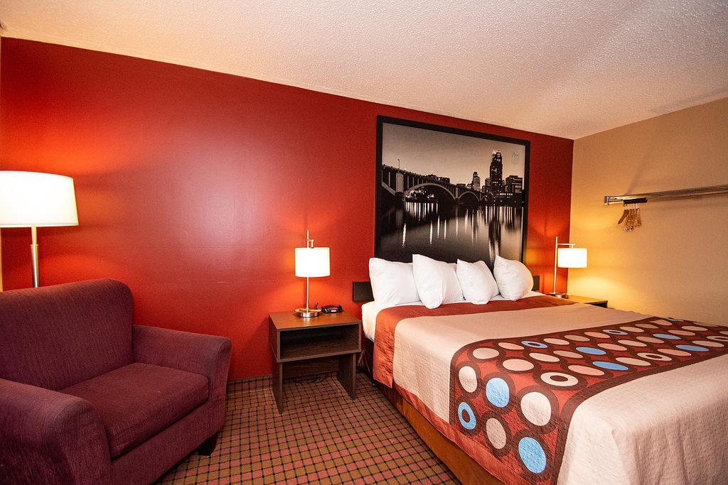 Super 8 By Wyndham Brooklyn Center/Mpls Otel Dış mekan fotoğraf